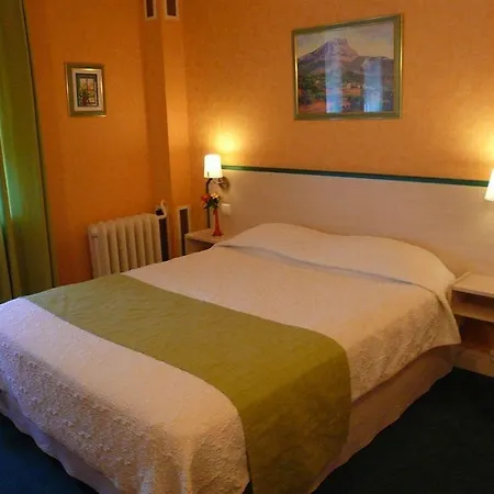 Otel Terminus - Pizzeria Pizz'a Gogo - Salle De Sport - Face A La Gare