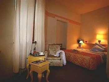 Terminus - Pizzeria Pizz'a Gogo - Salle De Sport - Face A La Gare Otel 2*